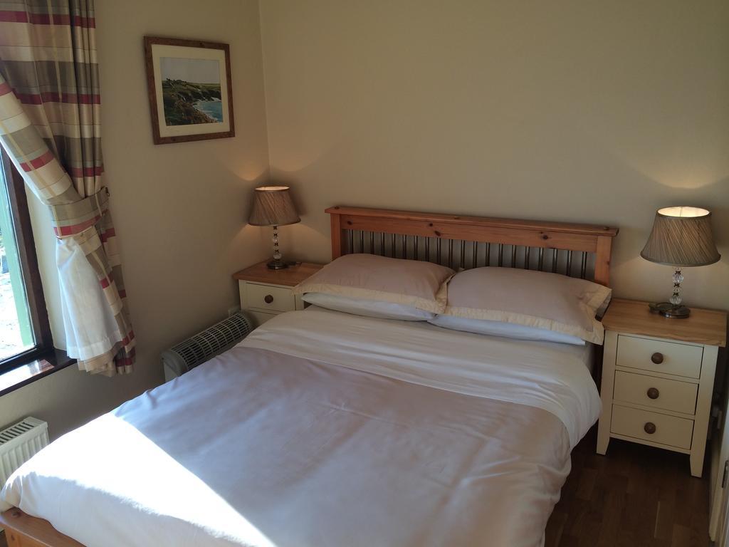 Sandycove House Bed & Breakfast Bed and Breakfast Castlehaven Exteriör bild